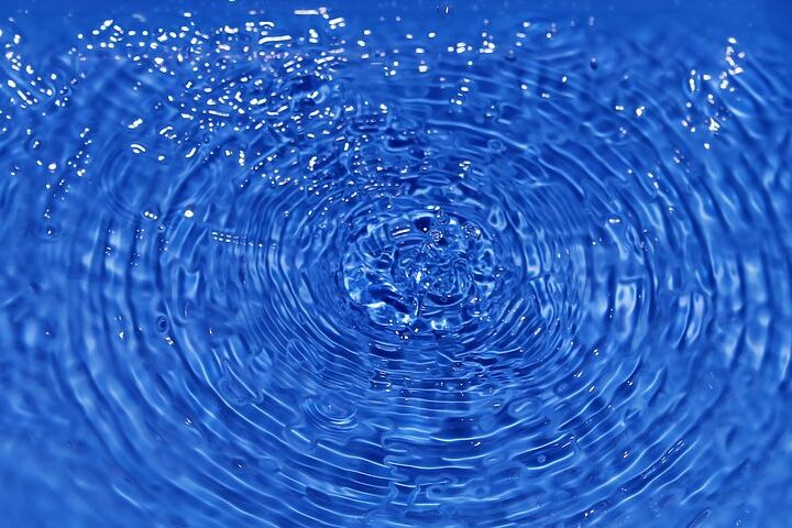 Pompy hydrauliczne – jak działają oraz z jakiego powodu warto je stosować?